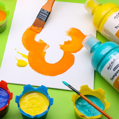 Mont Marte Tempera Paint Set 12pc x 16.9 US fl.oz (500ml), 12 Bottles of Tempera Style Kids Paint, Washable for Kids Art and Craft, Non Toxic, Easy to Clean.